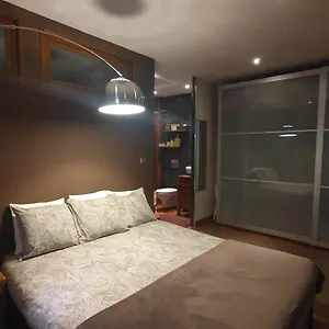Séjour chez l'habitant Double Accueillante Avec Douche Privative, Écully